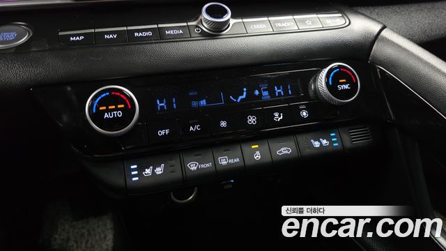 Hyundai AVANTE 2023 — photo 30