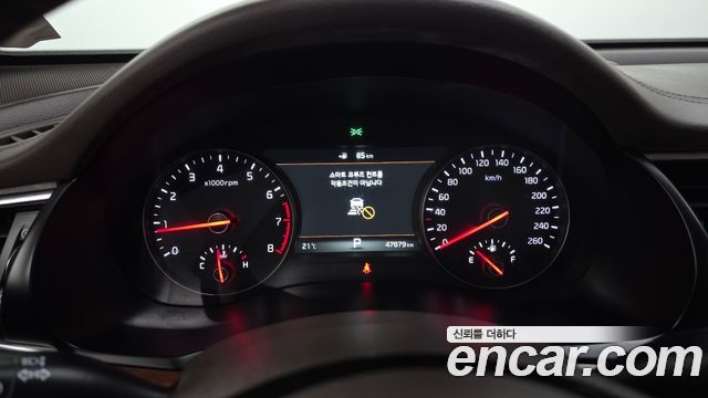 Kia K7 2017 — photo 11