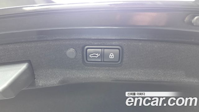 Kia K7 2017 — photo 30