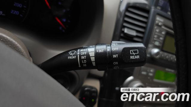 Kia Canival 2012 — photo 22