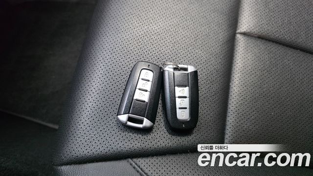 KG Mobility KORANDO 2018 — photo 24
