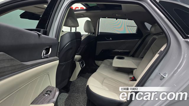 Kia K5 2024 — photo 12