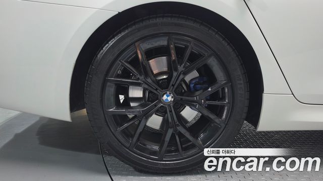 BMW 5-Series 2023 — photo 5
