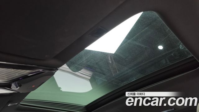 BMW 5-Series 2023 — photo 24
