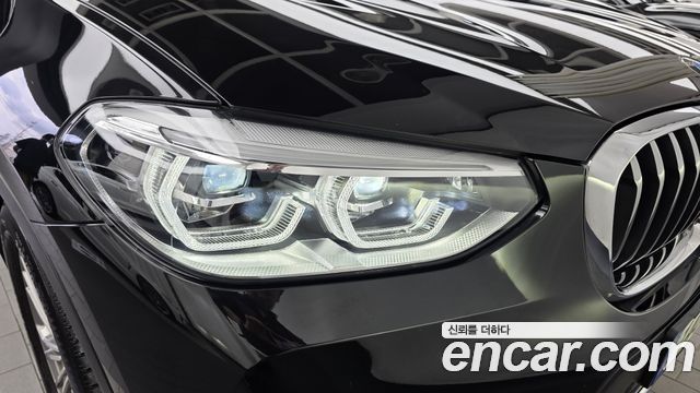 BMW X3 2021 — photo 8