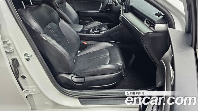 Kia K5 2021 — photo 11