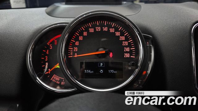 Mini Countryman 2019 — photo 11