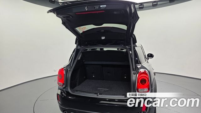 Mini Countryman 2019 — photo 25