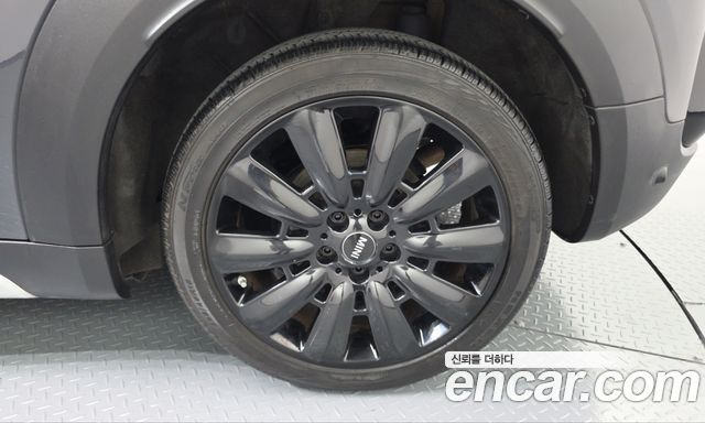 Mini Countryman 2019 — photo 7