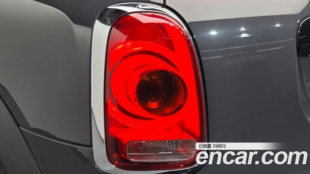 Mini Countryman 2019 — photo 9