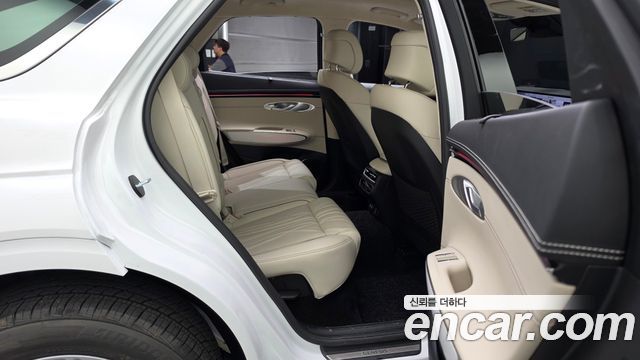 Genesis GV70 2026 — photo 18