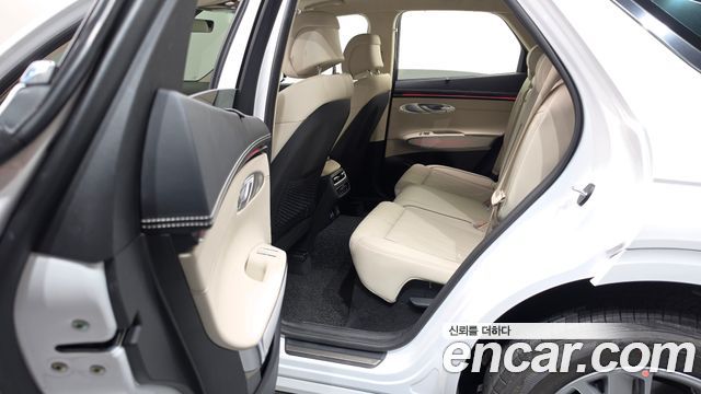 Genesis GV70 2026 — photo 16