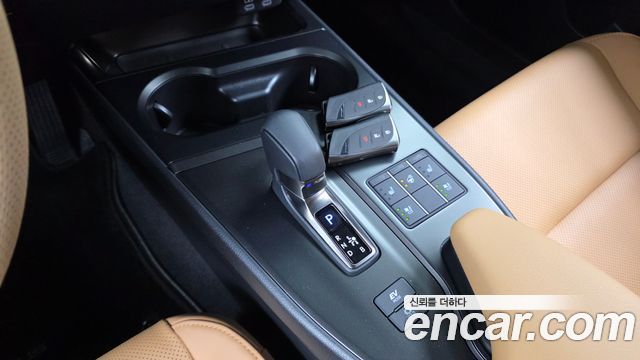 Lexus UX 2026 — photo 12