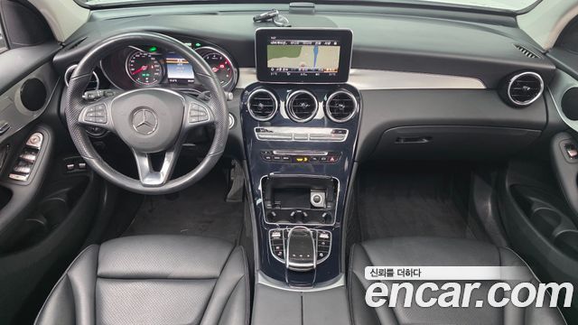 Mercedes-Benz GLC-Class 2019 — photo 10