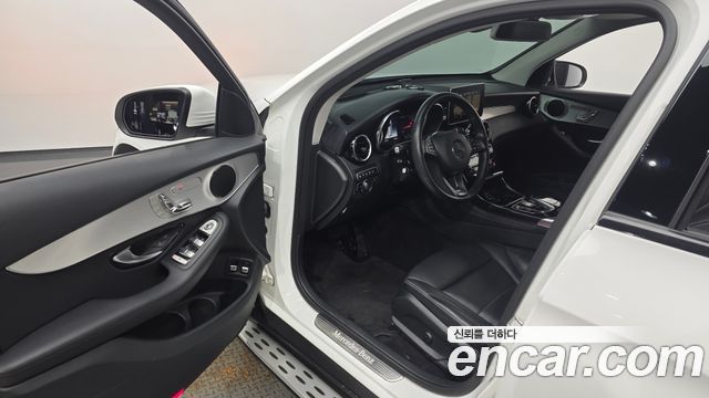 Mercedes-Benz GLC-Class 2019 — photo 13