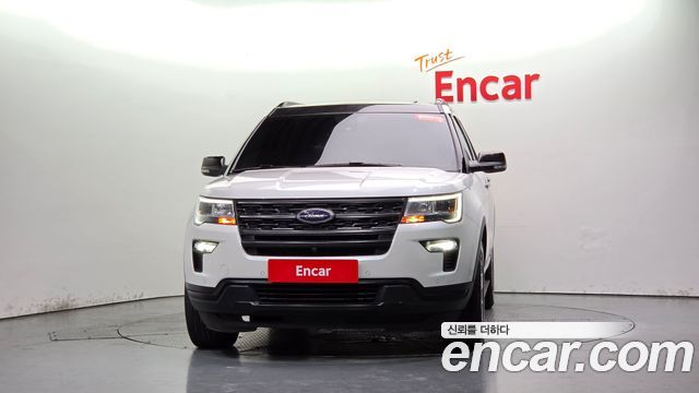 Ford Explorer 2019 — photo 3