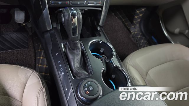 Ford Explorer 2019 — photo 12