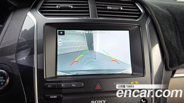 Ford Explorer 2019 — photo 21