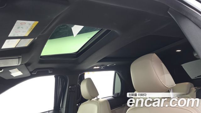 Ford Explorer 2019 — photo 25