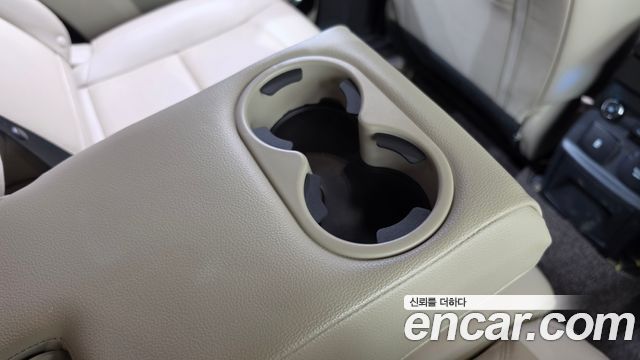 Ford Explorer 2019 — photo 29
