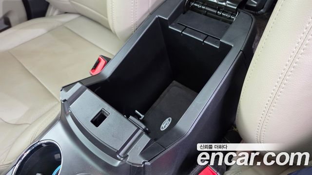Ford Explorer 2019 — photo 30