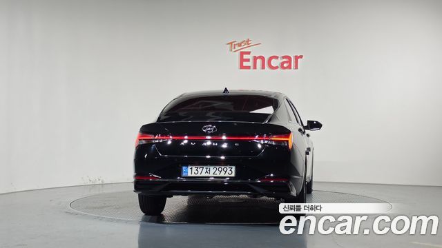 Hyundai AVANTE 2023 — photo 4