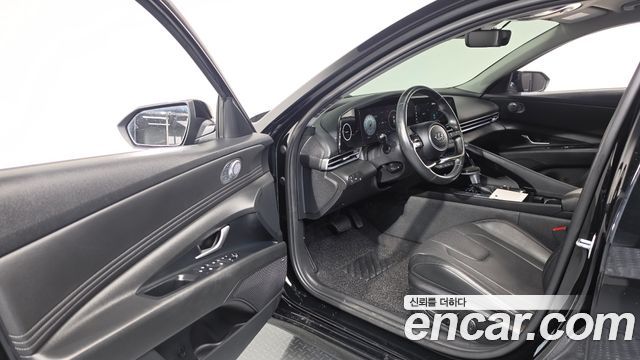 Hyundai AVANTE 2023 — photo 13