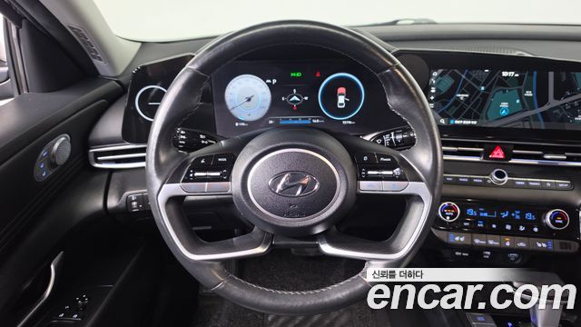 Hyundai AVANTE 2023 — photo 19