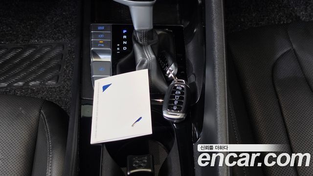 Hyundai AVANTE 2023 — photo 24