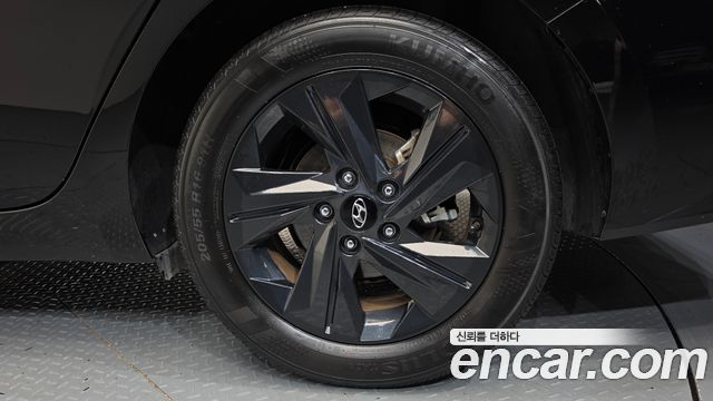 Hyundai AVANTE 2023 — photo 7