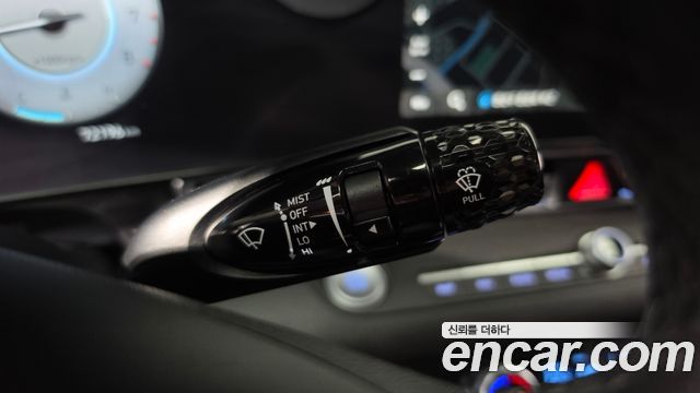Hyundai AVANTE 2023 — photo 28
