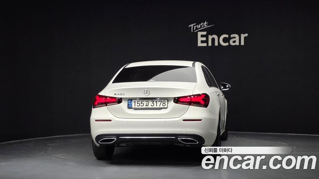 Mercedes-Benz A-Class 2022 — photo 5