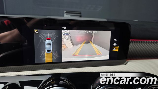 Mercedes-Benz A-Class 2022 — photo 15