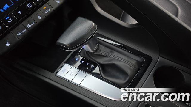 Hyundai AVANTE 2021 — photo 9