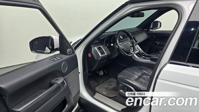 Land Rover Range Rover Sport 2016 — photo 11