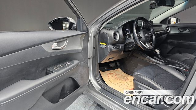 Kia K3 2019 — photo 13