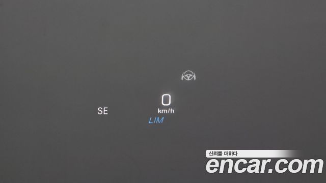 Mercedes-Benz E-Class 2019 — photo 16