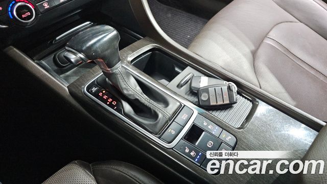 Kia K5 2020 — photo 12