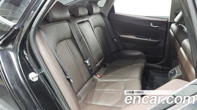 Kia K5 2020 — photo 17