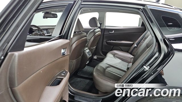 Kia K5 2020 — photo 24