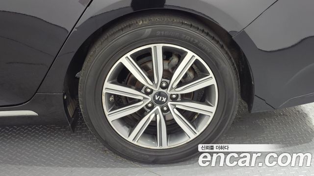 Kia K5 2020 — photo 7