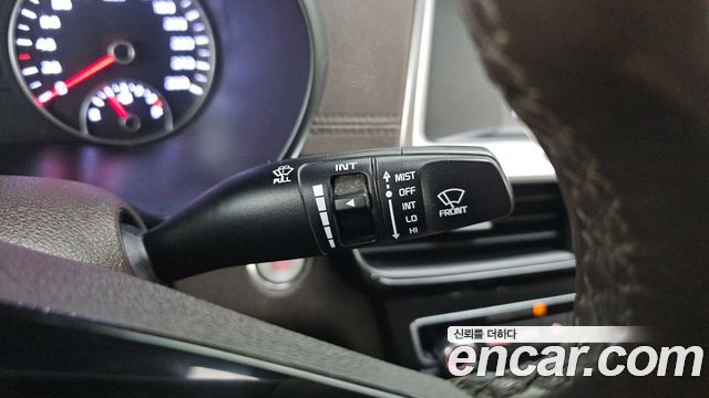 Kia K5 2020 — photo 28