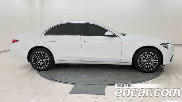 Mercedes-Benz S-Class 2026 — photo 6