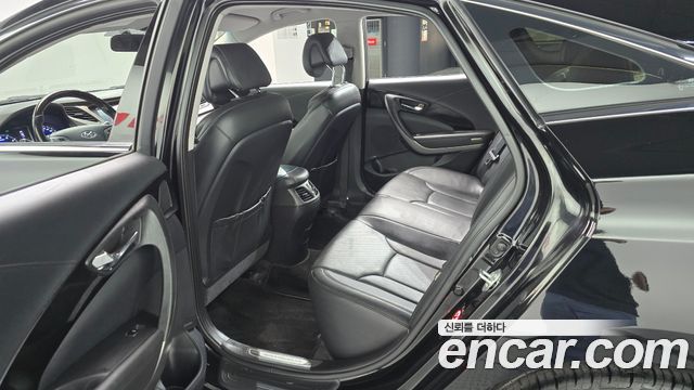 Hyundai Grandeur 2012 — photo 17