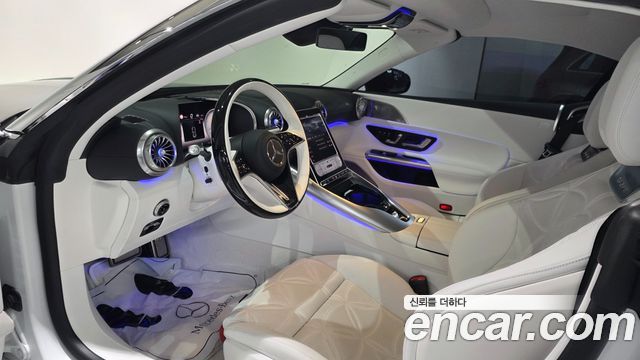 Mercedes-Benz SL-Class 2026 — photo 18