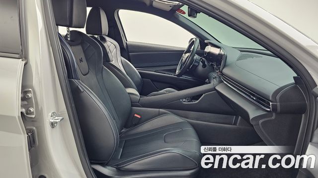 Hyundai AVANTE 2022 — photo 11