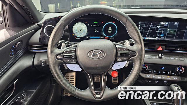 Hyundai AVANTE 2022 — photo 13