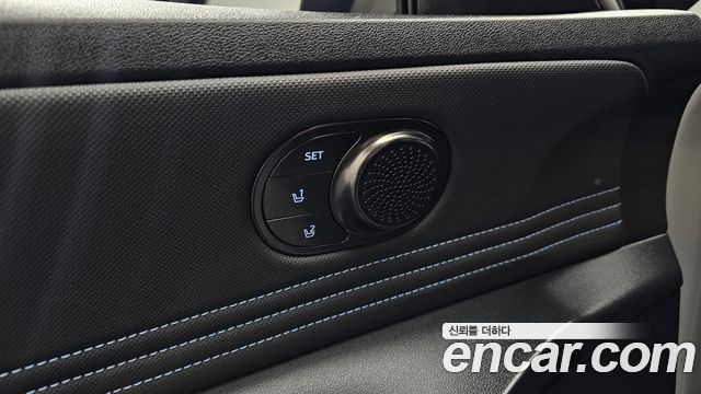 Hyundai AVANTE 2022 — photo 18