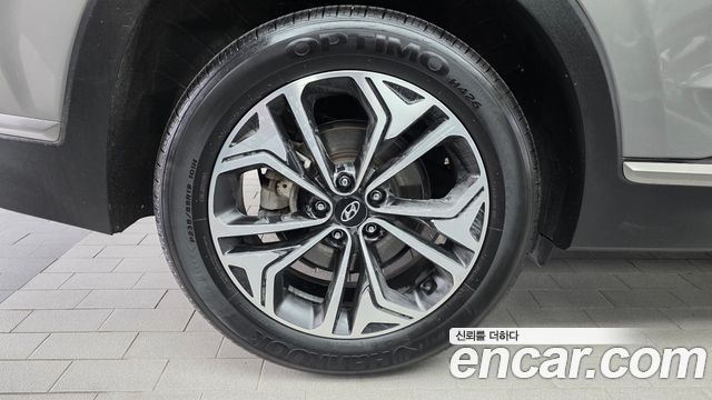 Hyundai Santafe 2019 — photo 5