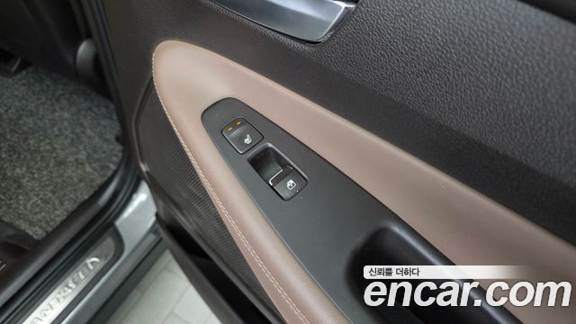 Hyundai Santafe 2019 — photo 24